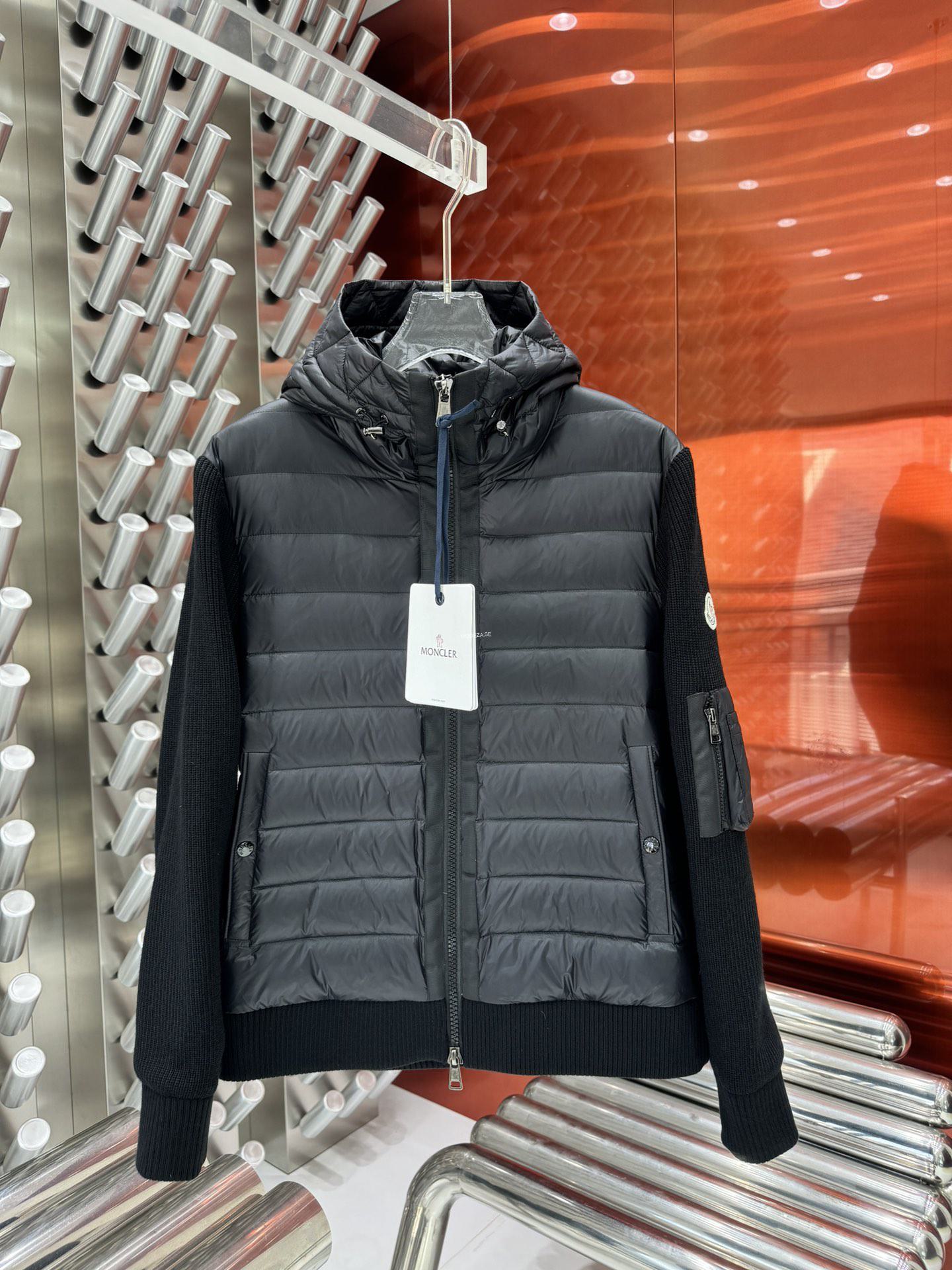 02197910 Moncler Knitted Detail Navy Cardigan - Image 1