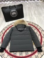 Canada Goose Carson Grey Jacket - Image 3