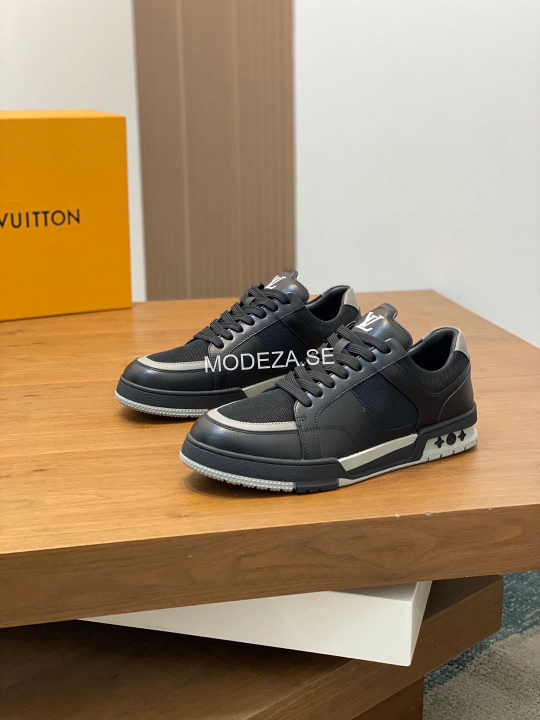 00a87729 Louis Vuitton Slat Black Trainer - Image 1