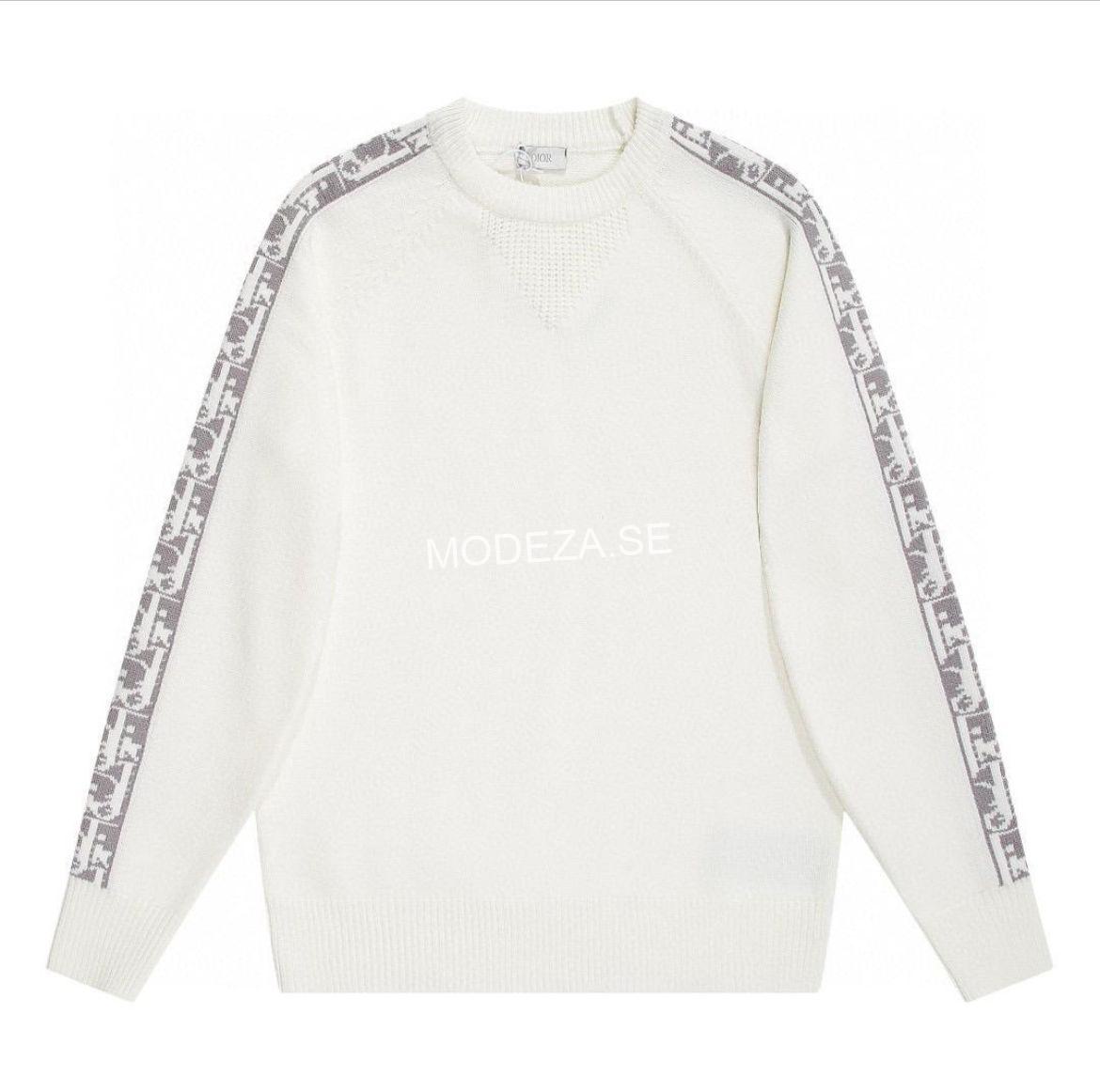 09f5fa9e-a5c5-4d46-9245-7120ccf72ee6 Christian Dior White Knitted CrewNeck Sweater - Image 1