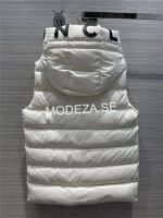 Moncler Monteuil White Vest - Image 4