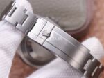 Rolex Submariner Silver Black Dial 40mm - Image 4