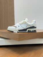 Louis Vuitton Mini Monogram Brown/White Trainer - Image 2