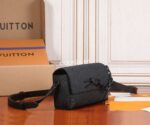 Louis Vuitton Streamer Wearable Wallet - Image 2