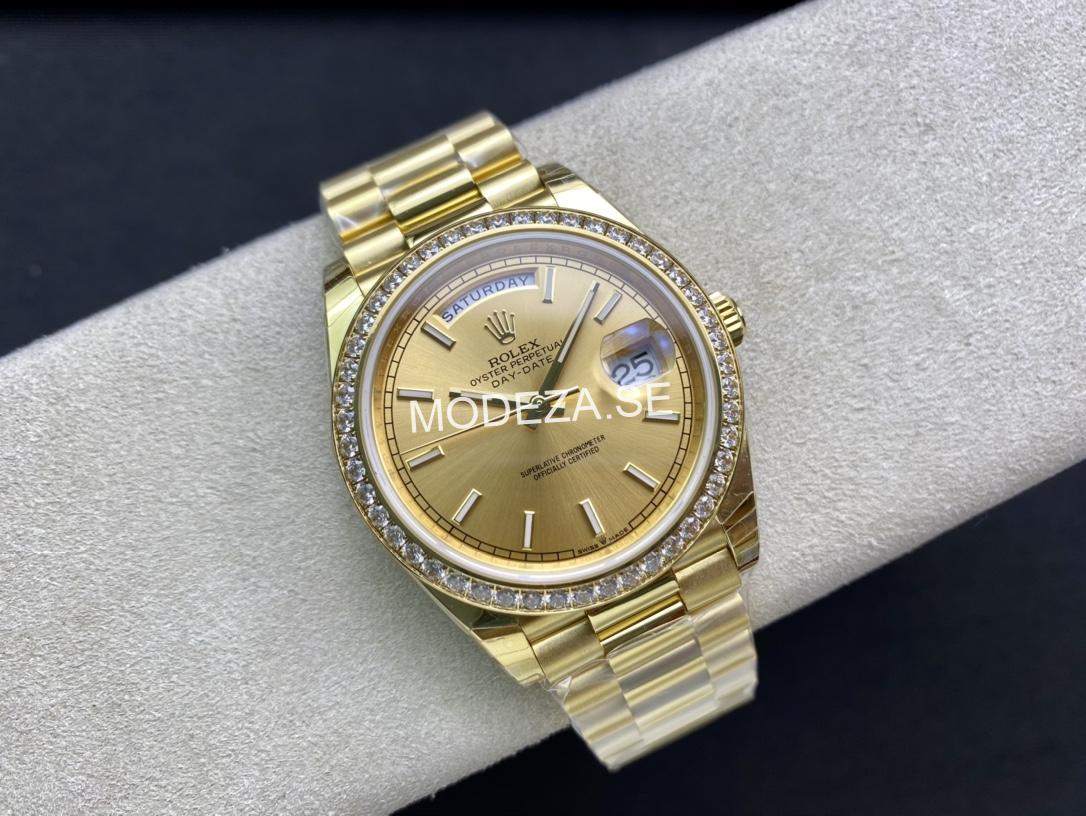904029ff Rolex Day-Date Gold with Stones - Image 1