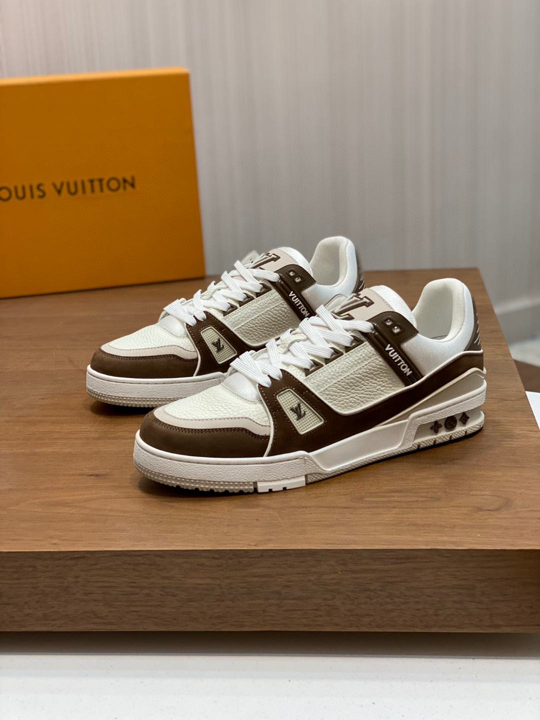 e35b7fd1 Louis Vuitton Brown/White Trainer - Image 1