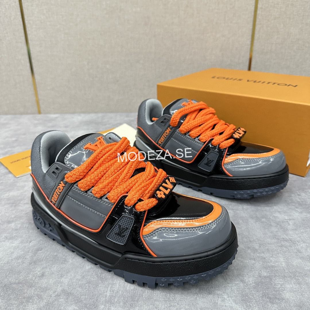 f02019d3 Louis Vuitton Maxi Orange Trainer - Image 1