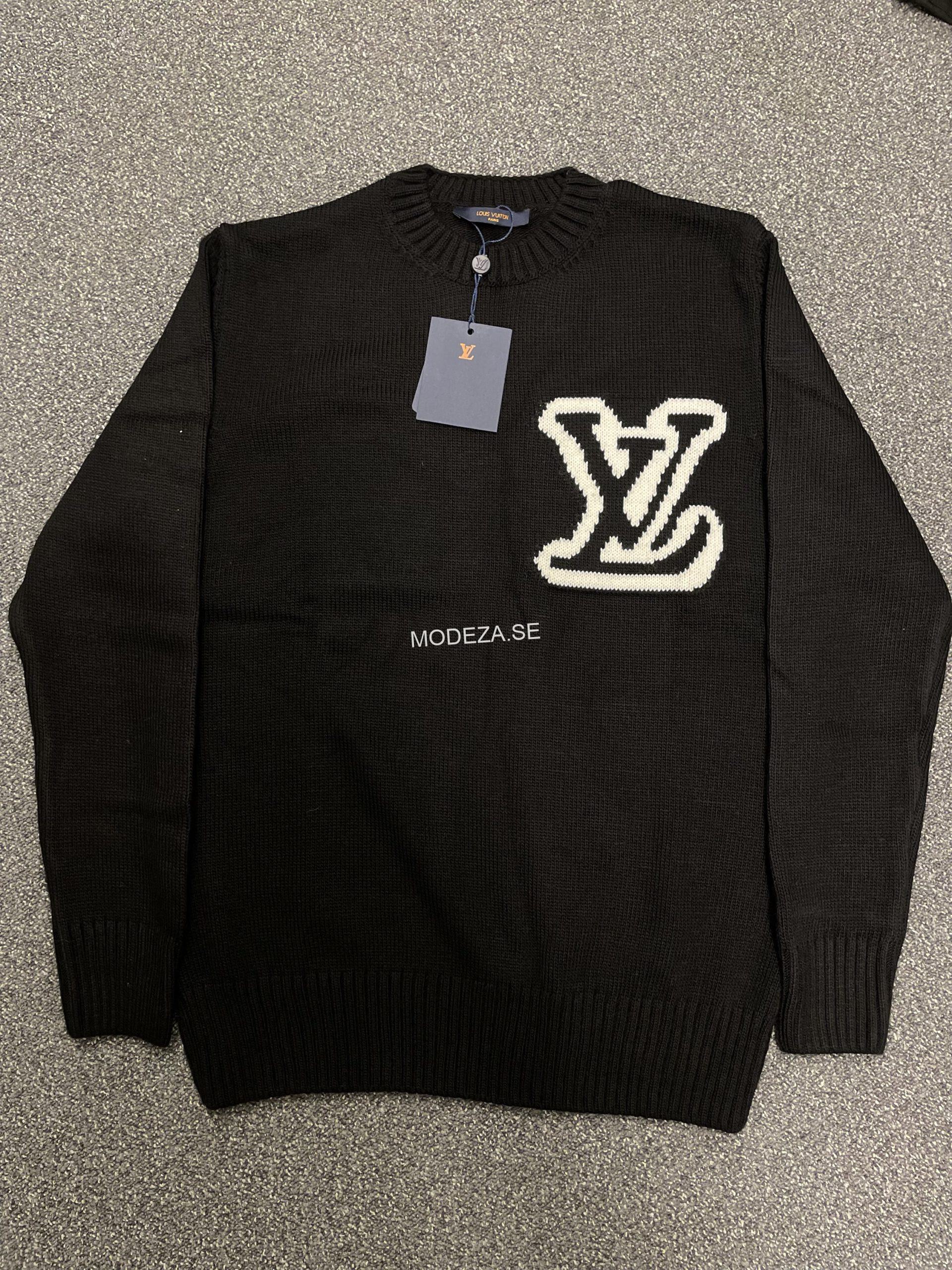 img_6015 Louis Vuitton Big logo Knitted Black Sweater - Image 1