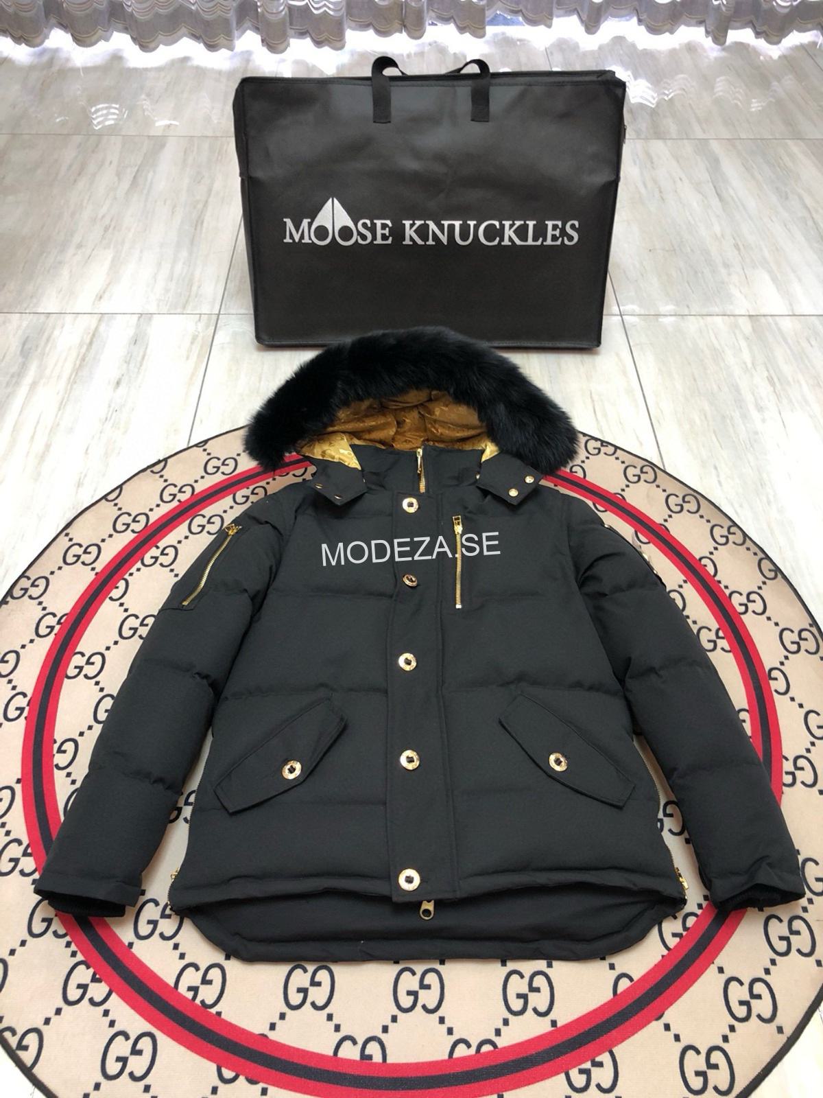 194a89c5-2bbe-4044-920a-5e6a3158d341 Moose Knuckles 3Q Gold Black Jacket - Image 1
