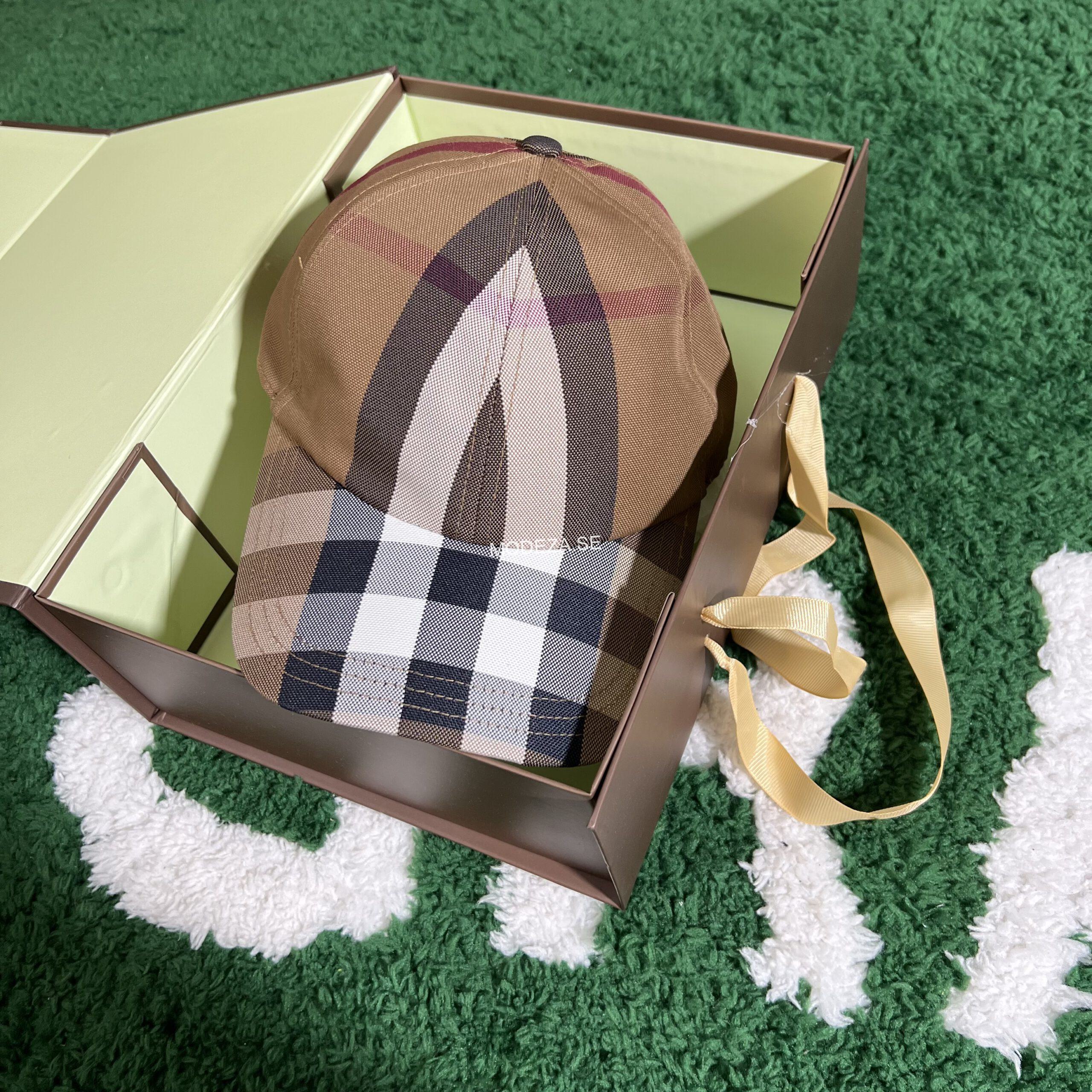 216f9613 Burberry Rutig Hat #2 - Image 1