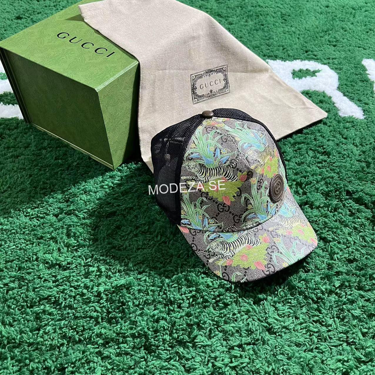 4b03f139 Gucci GG Zoo Hat - Image 1