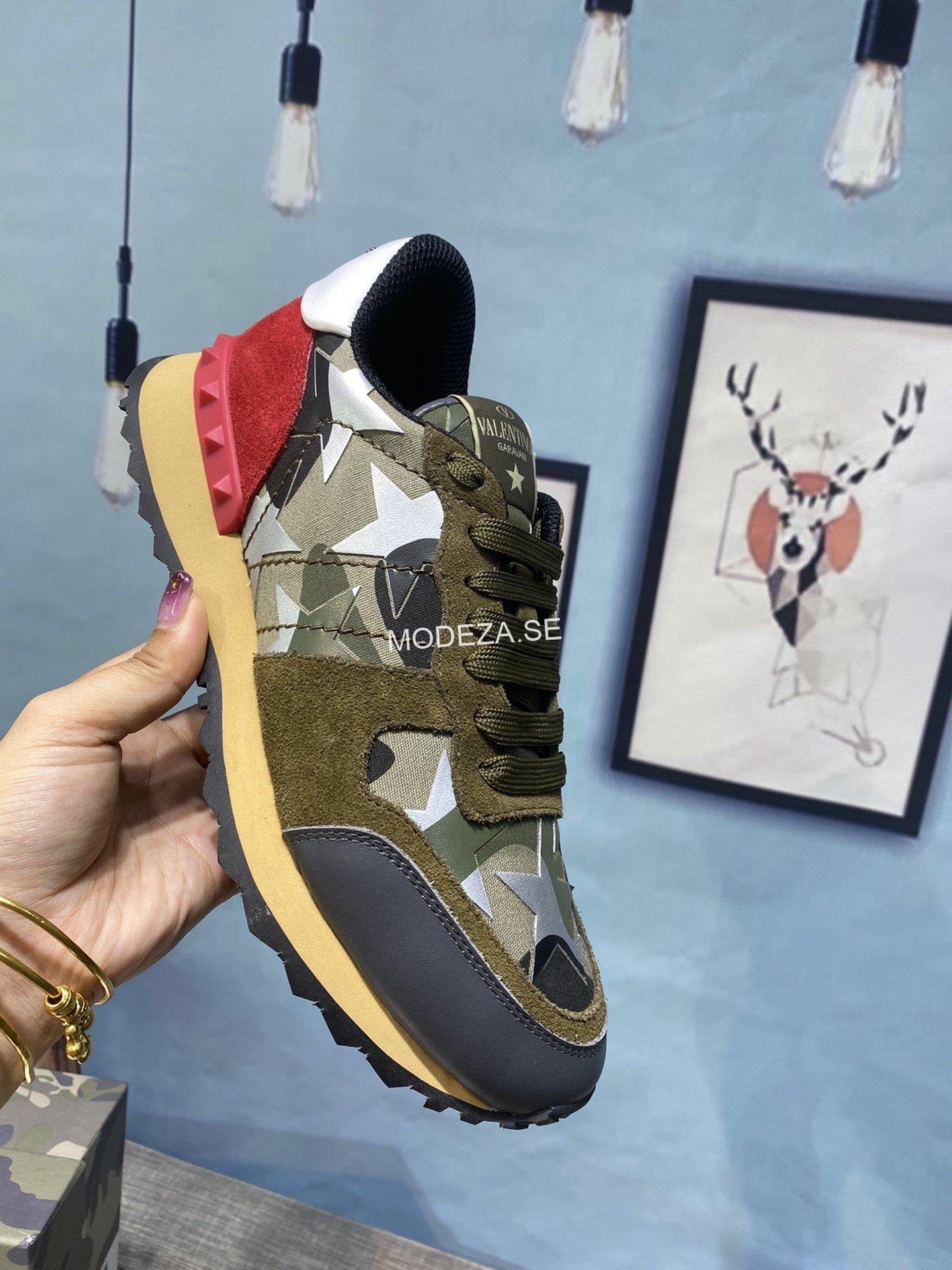 7520cf03 Valentino Garavani Mesh Nior Camouflage Rockrunner Sneaker - Image 1