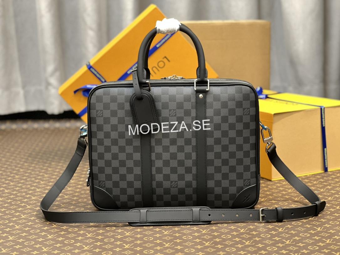 31999429 Louis Vuitton Porte Documents Voyage Damier Graphite Canvas - Image 1
