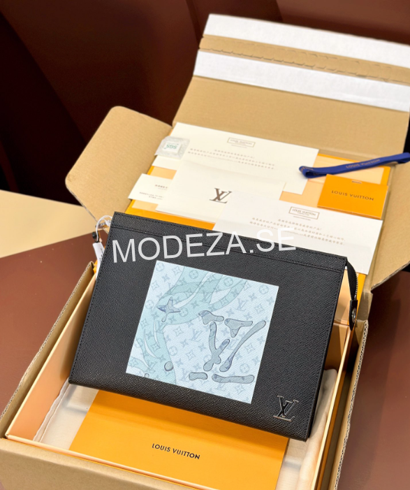 Skärmbild 2025-02-11 153127 Louis Vuitton Pochette Voyage - Image 1