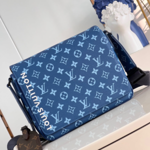 Louis Vuitton District PM Bag
