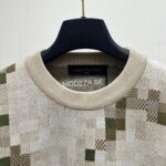 Louis Vuitton Graphic Crewneck - Image 3