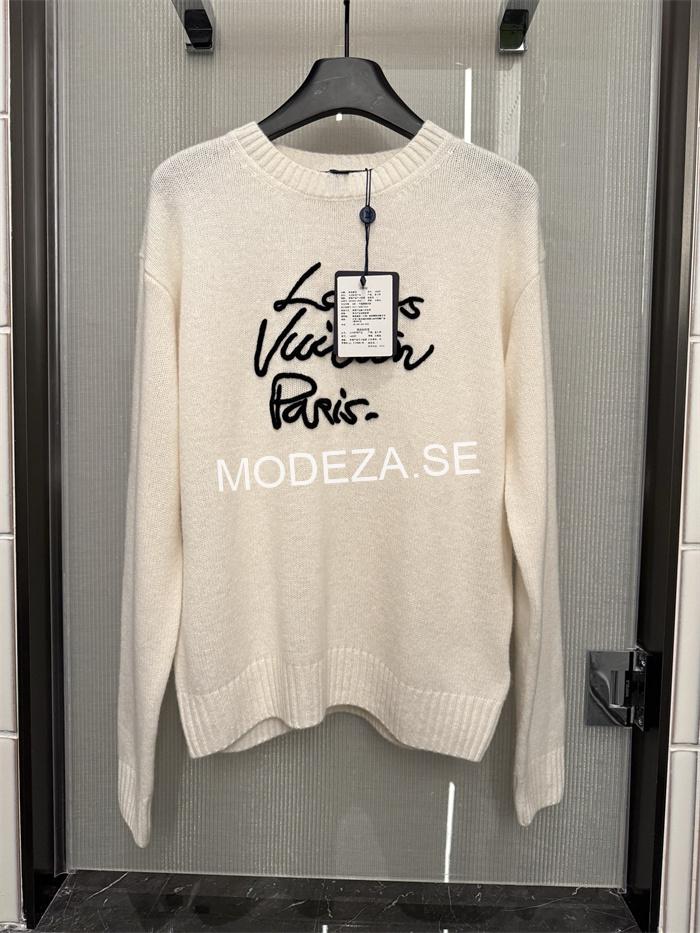 31545b96 Louis Vuitton Cursive Signature Pullover - Image 1