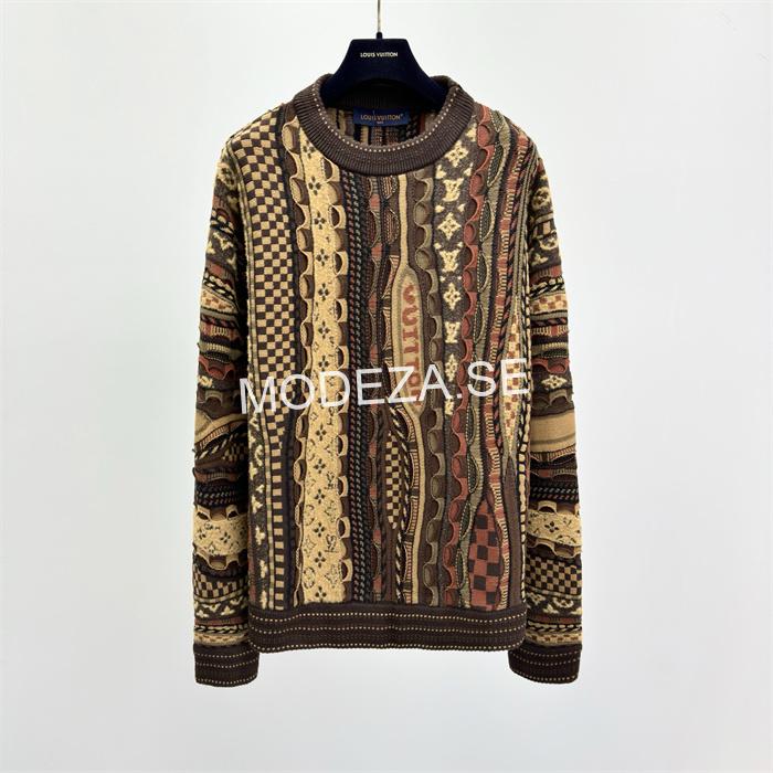 43bd04e0 Louis Vuitton Long-Sleeved Crewneck - Image 1