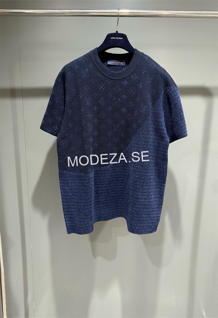 66346781 Graphic Jacquard Short-Sleeved Crewneck - Image 1