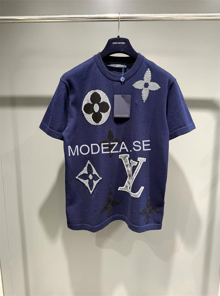 8f41a66a Louis Vuitton Monogram Short-Sleeved Knitted Crewneck - Image 1