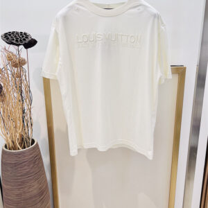 Louis Vuitton Signature Stud