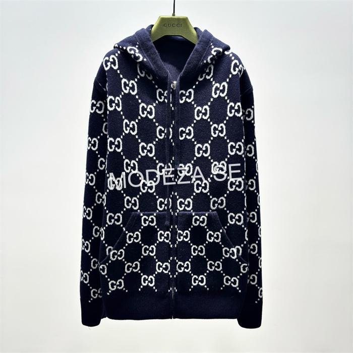 f8c3ad66 Gucci Reversible Wool - Image 1