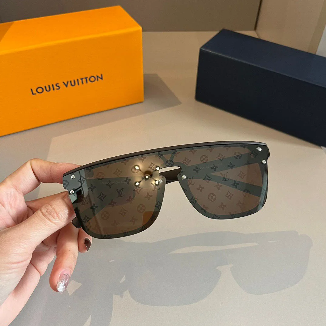 IMG-20250208-WA0011 Louis Vuitton Waimea Sunglasses Black Monogram - Image 1