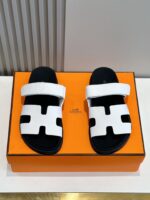 Hermes Chypre Slipper - Image 2