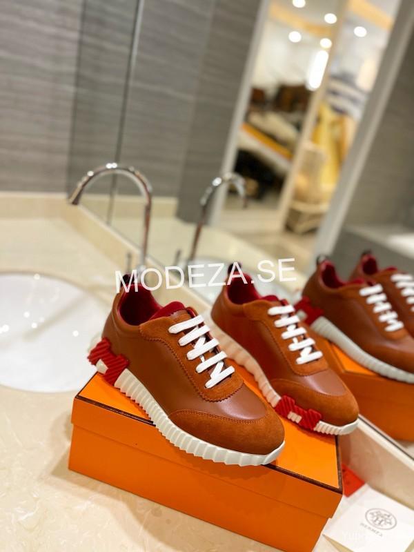 0ecdca37fe22205c Hermès Bouncing Sneakers - Image 1