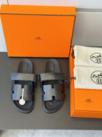 Hermes Chypre Slipper - Image 2
