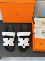 Hermes Chypre Slipper - Image 2
