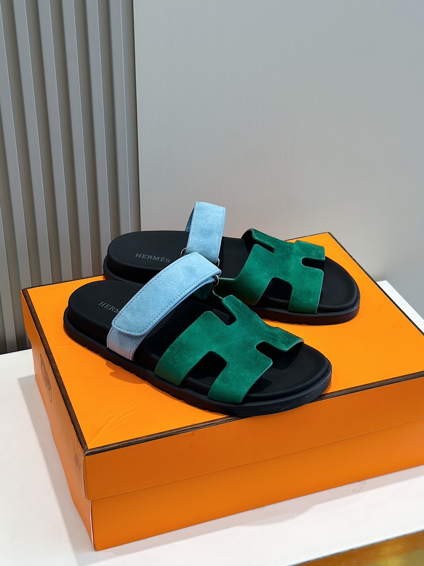 6faa7de3 Hermes Chypre Slipper - Image 1