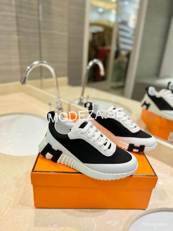 797e1b0e97aeef69 Hermès Bouncing Sneakers - Image 1