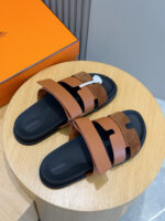 Hermes Chypre Slipper - Image 2