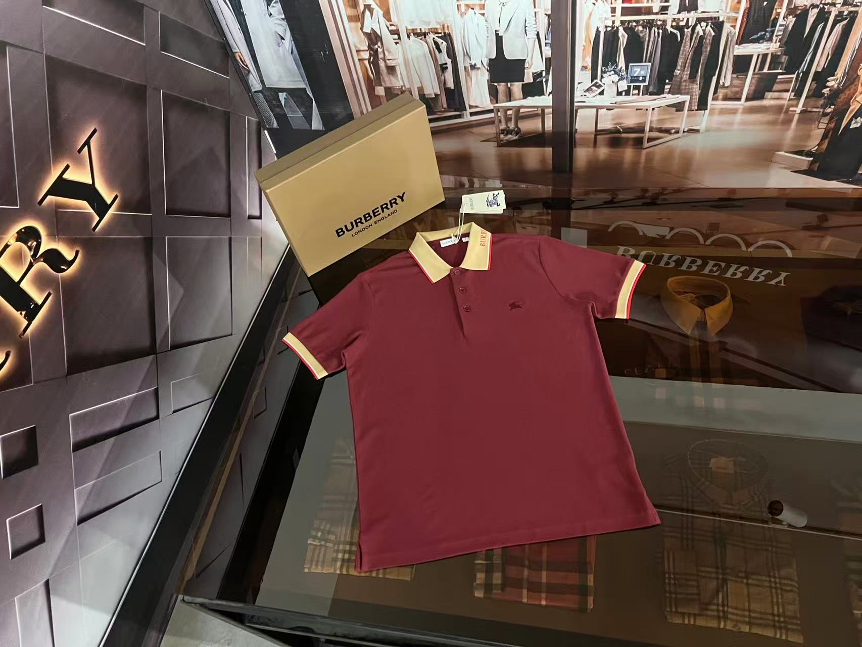 IMG_0494 Burberry Polo T-shirt - Image 1