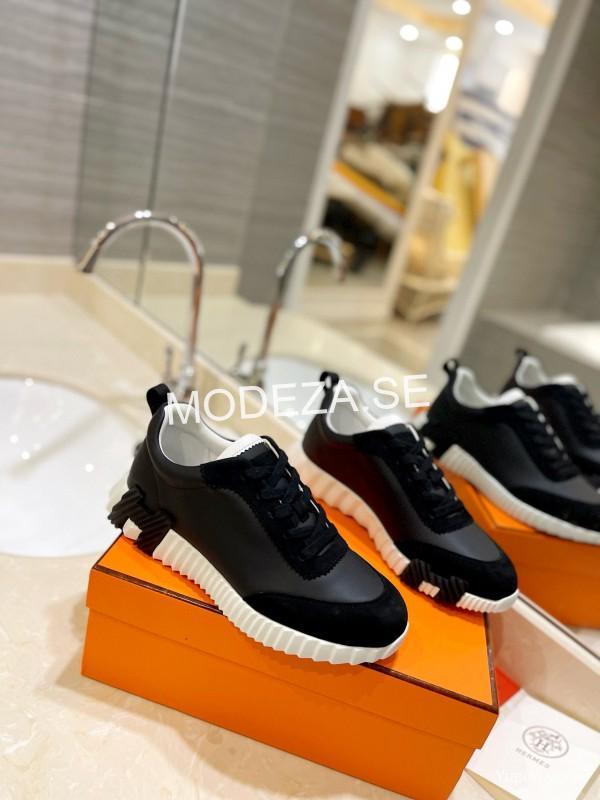 ba01c472e2beb45f Hermès Bouncing Sneakers - Image 1