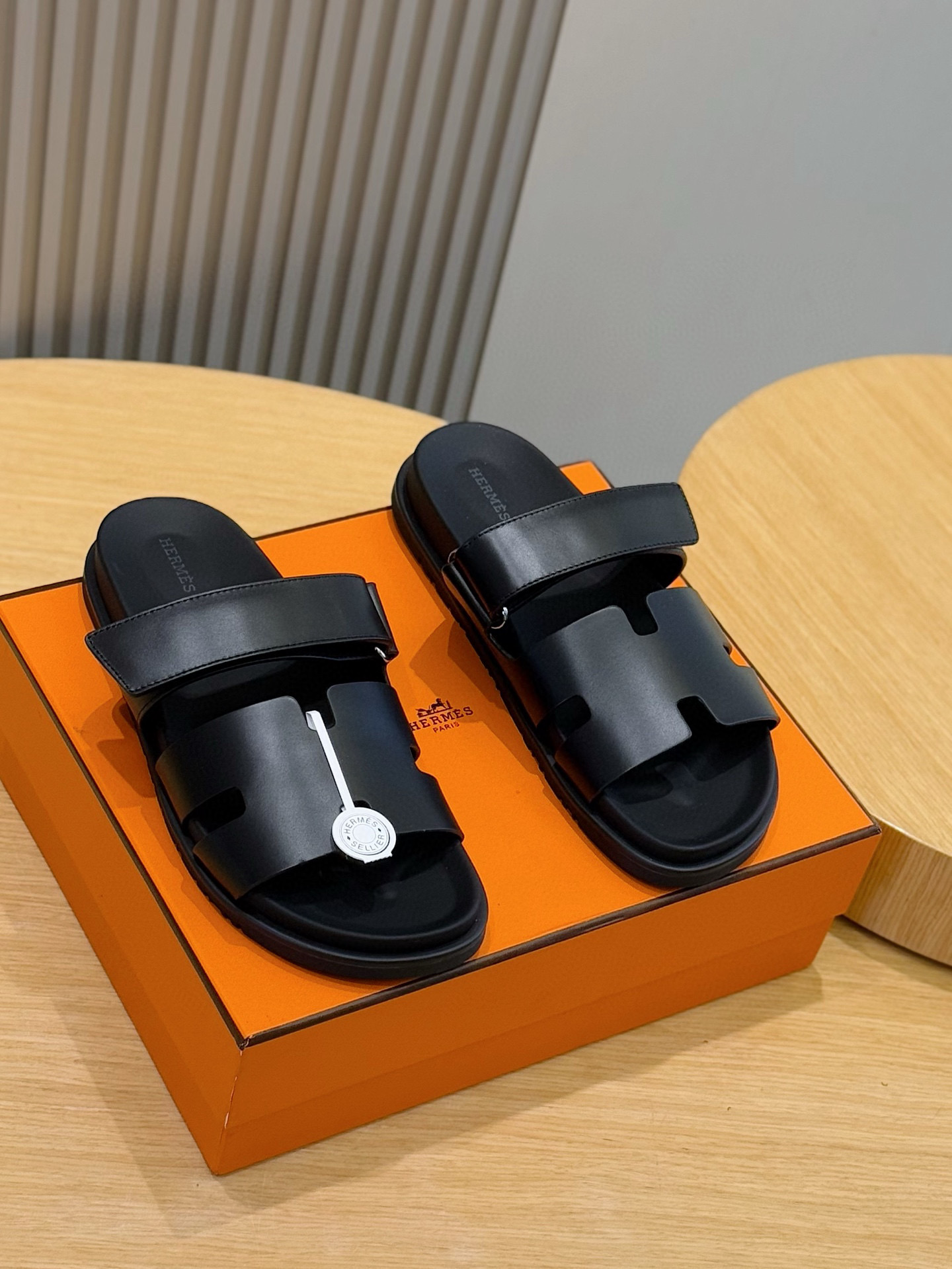 daef065b Hermes Chypre Slipper - Image 1