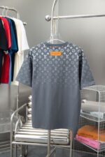 Louis Vuitton Monogram T-shirt - Image 2