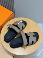 Hermes Chypre Slipper - Image 2