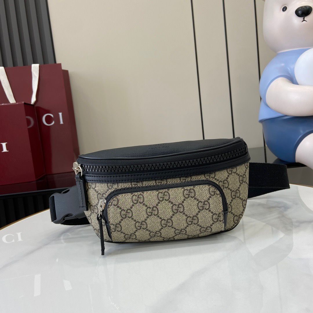 f2b2d326-1d4c-4585-9a1e-6ac4520940e2 Gucci GG Supreme Small Belt Bag - Image 1
